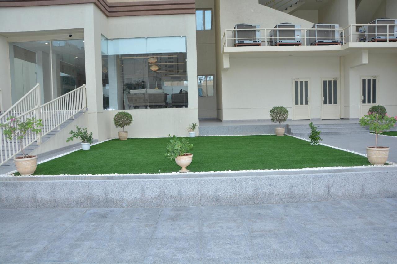 The Lofts Kuwait Fintas Hostel Кувейт Екстериор снимка